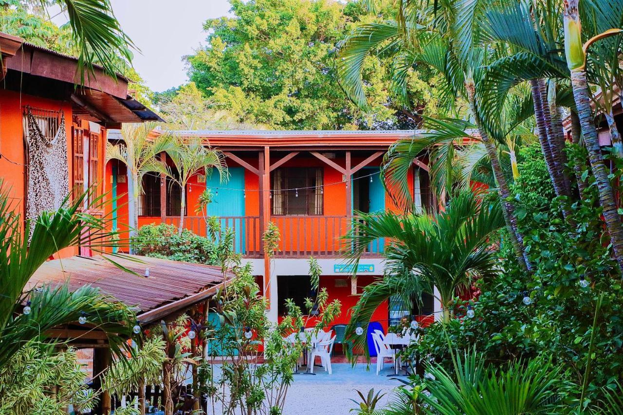 Blue Iguana Hotel Sámara Eksteriør billede