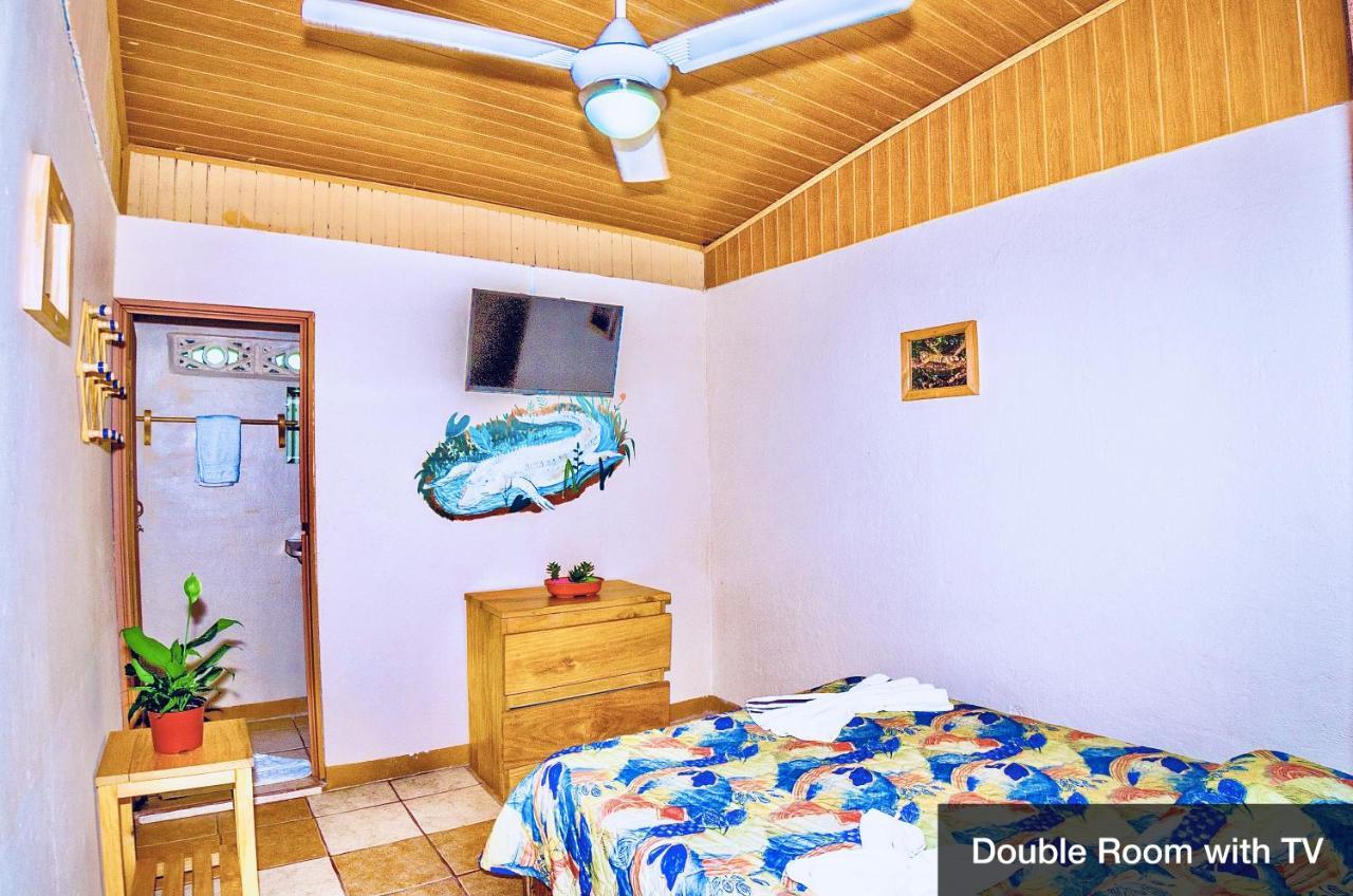 Blue Iguana Hotel Sámara Eksteriør billede